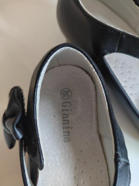 Topánky na podpätku, 35