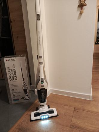 Tyčový vysávač ecg vt 4420, 