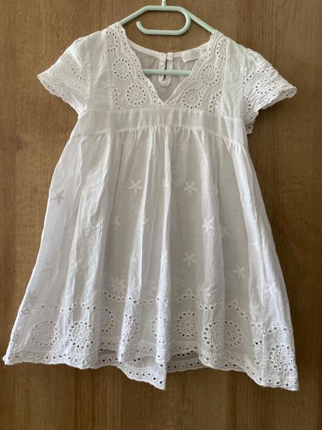 Biele madeira šaty, 110