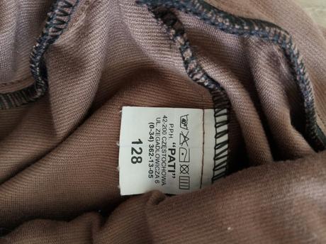 Kapsáče nohavice, 128