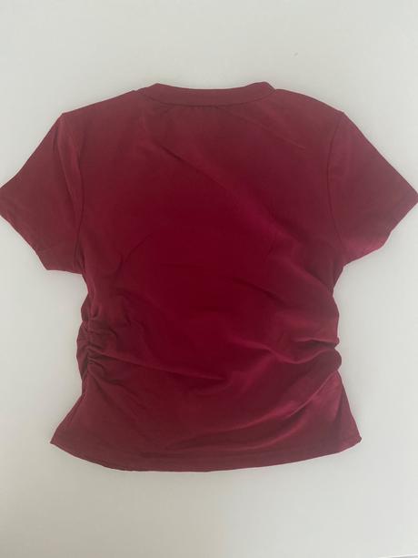 Bordove tricko shein, 152