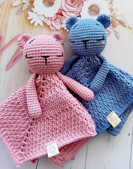 Háčkovaný mojkáčik safran,