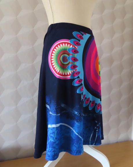 Dámska sukňa, veľ. l/xl, l