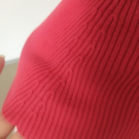 C 45 top cerveny + modre tricko nenosene, h&m,s