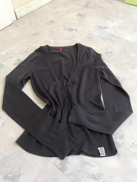 Tenučký bavlnený svetrík na leto, xs