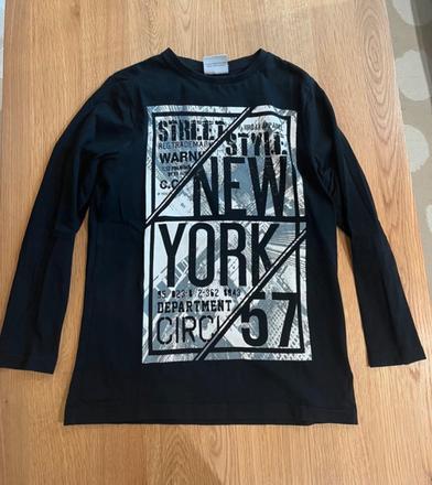 Suprava oblečenia velkost 134, 122–134