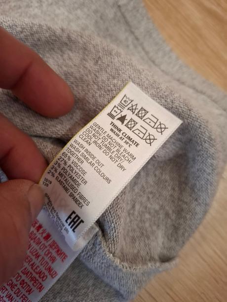 Svetríková mikina, marks & spencer,134
