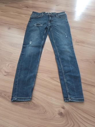 Džínsy, stradivarius,40