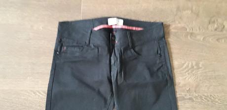 Nohavice v.36, bershka,36
