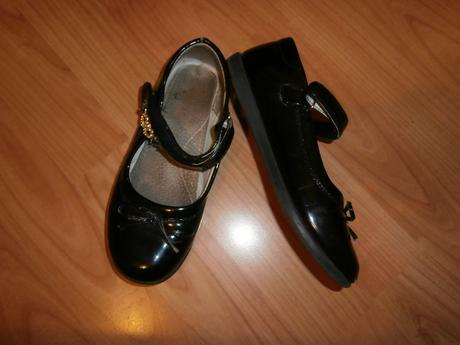 Čierne topánky, 31