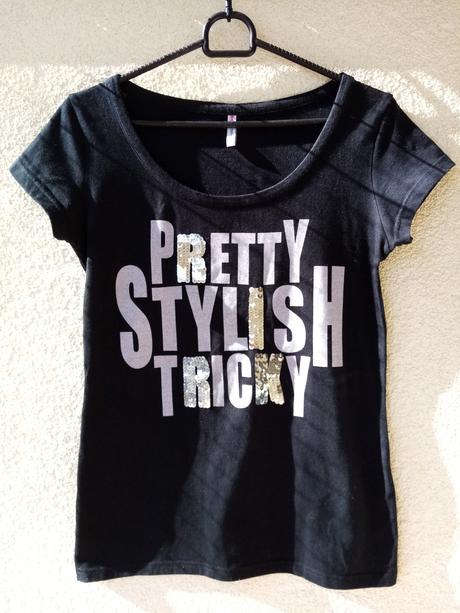 Čierne krátkorukávkové tričko s flitrovými nápismi, new yorker,m