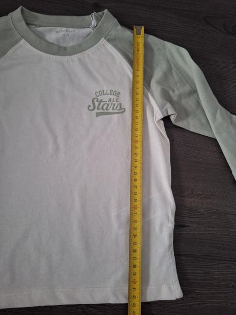 Tricko, reserved,116