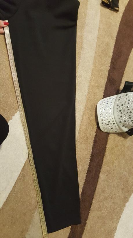 Nádherný elegantny overal, 