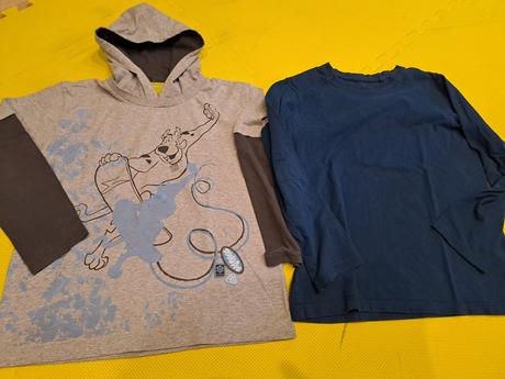 Dve tričká- cena spolu, 128