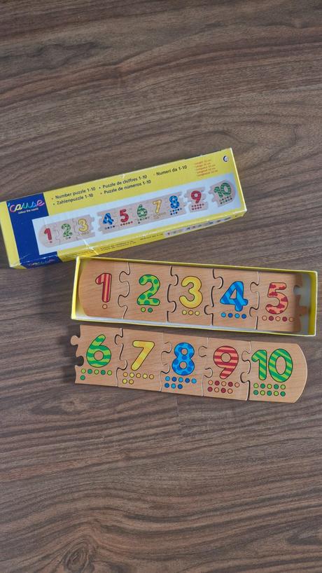 Hračka, drevené puzzle,