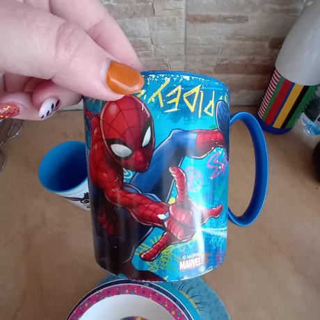 Detské poháre+taniere,