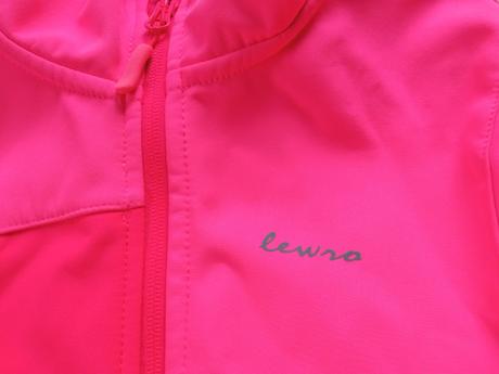 Softshellová bunda, 140