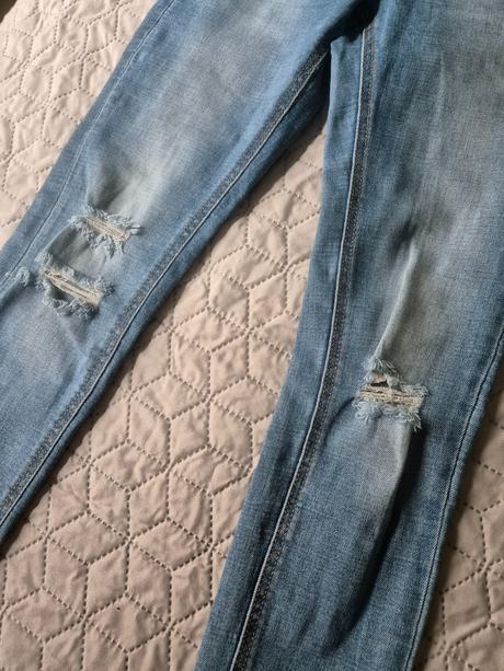 Džínsy s vysokým pásom stradivarius, stradivarius,34