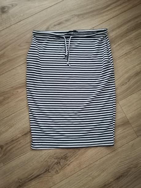 Pasikavá námornícka sukňa - s/m, m