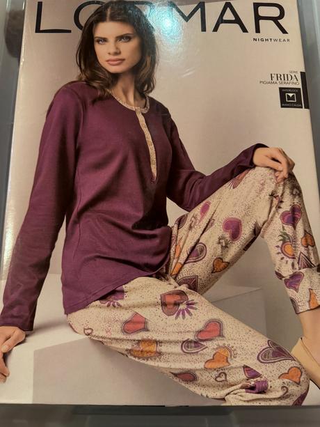 Dvojdielne pyžamo, lormar,m