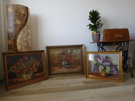 Obrazy vyšívané krížiková výšivka -v drevenom ráme, 