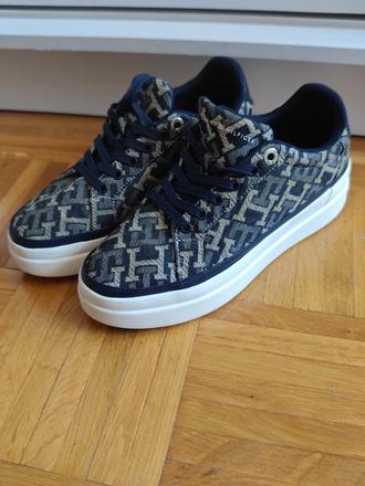 Tommy hilfiger monogram moderné, kvalitné tenisky, tommy hilfiger,39