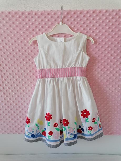 Saty s kvetmi a spodnickou, early days,86