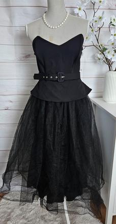 Nádherné zaujímavé tylové šaty zn.trendyol, 38