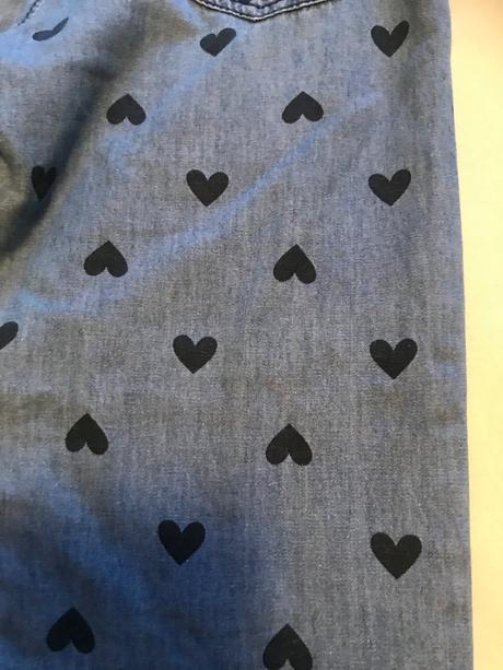 Rifľové tenké nohavice so srdiečkami, veľ. 122, 122