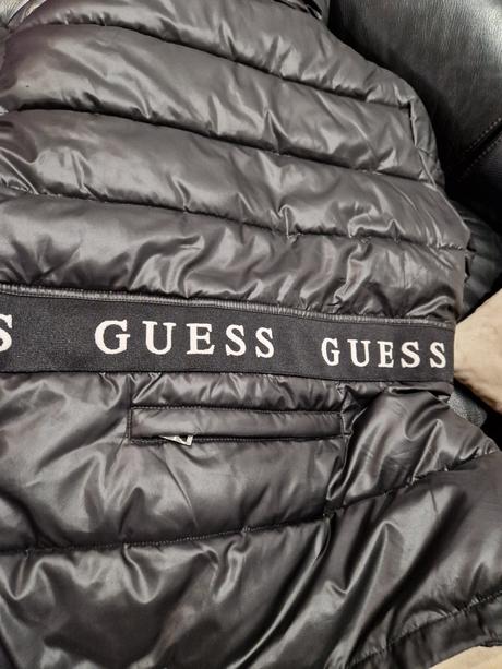 Guess bunda, guess,38