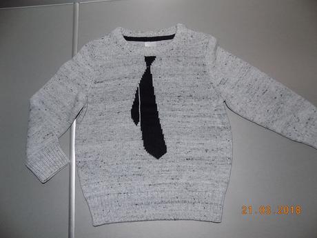 Krasny svetrik s kravatou, c&a,98