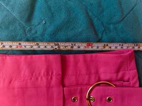 Kvalitna zavinovacia sukňa na opaskové pracky, 38