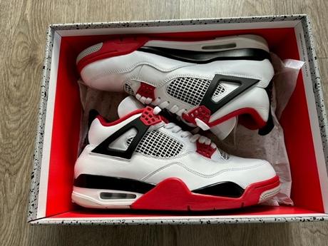 Tenisky jordan 4 retro fired red (2020), nike,44