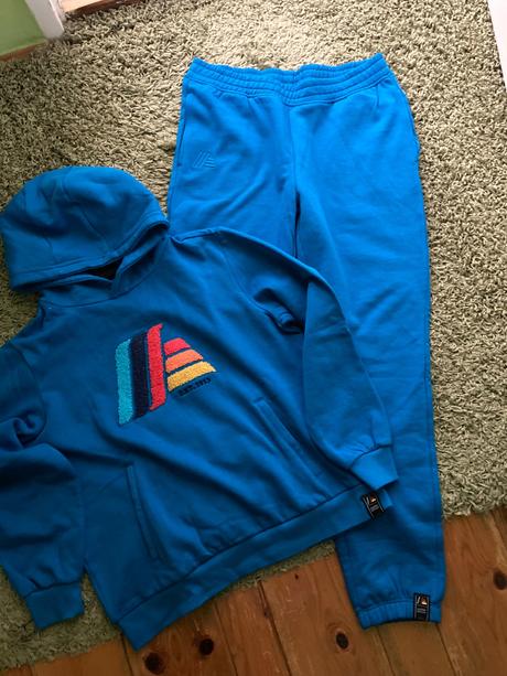 Dámska teplaková súprava vel.s, s