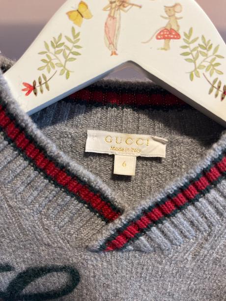 Gucci svetrik, 98