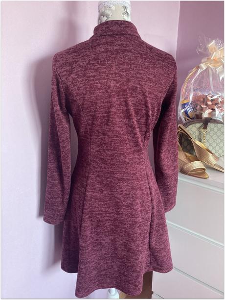 Upletové teplejšie mini šaty so zipsom, l