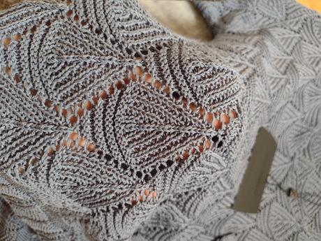 Sieťovaný svetrík, l