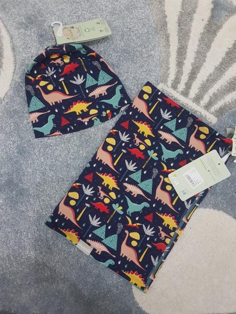 Set čiapka a nákrčník, 74