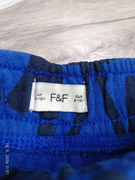 Kraťasy, f&f,140
