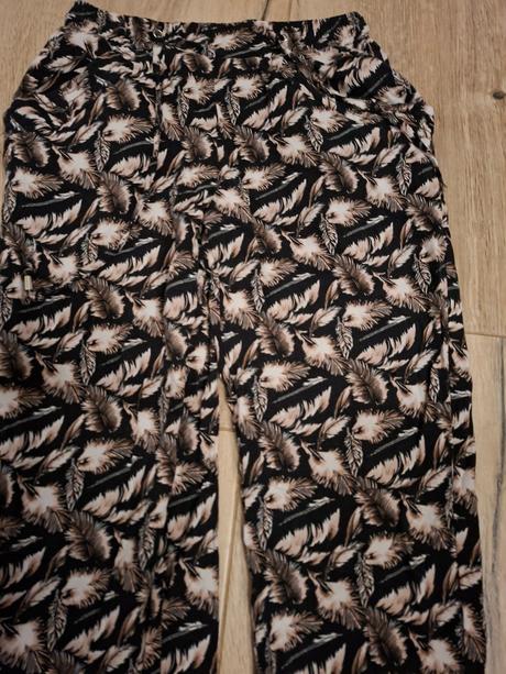 Tenke letne nohavice, gate,s