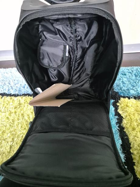 Školská taška na kolieskach, 