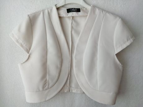 Pekné krémové bolerko, 38