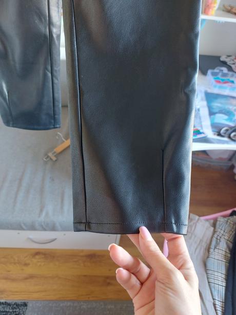 Nohavice kozene, reserved,140