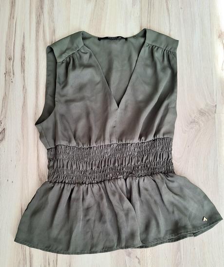 Bluzka guess č.s, guess,s