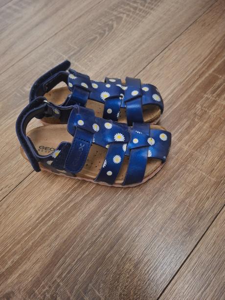 Kvietkovane sandale, geox,26