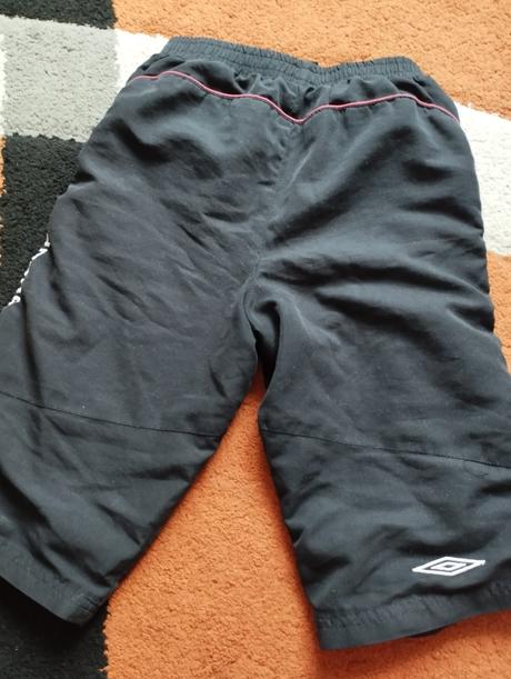 Kraťasy umbro 6-7 r., umbro,122