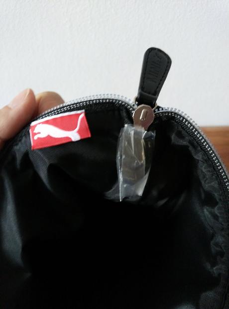 Nenosená elegantná kabelka puma, puma