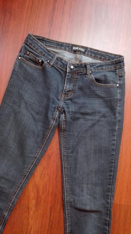 Tmavomodré dámske rifle, 40