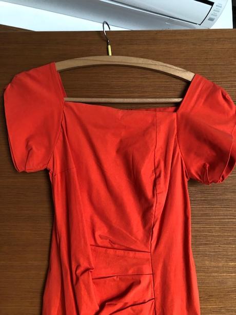 Svieže letné šaty v nádhernej oranžovej farbe, m