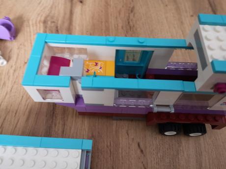 Lego friends 41125 veterinársky príves s koňom, 